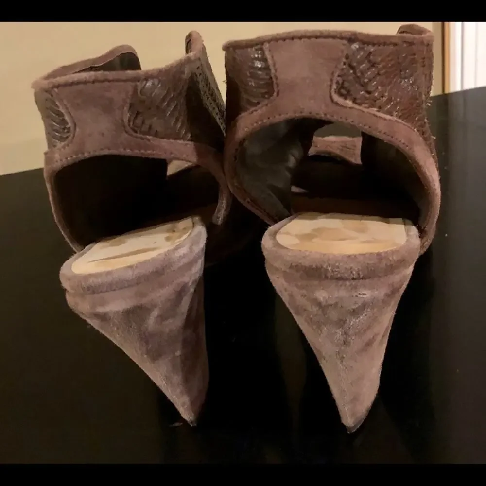 Coclico brown block heels size 6 peep toe